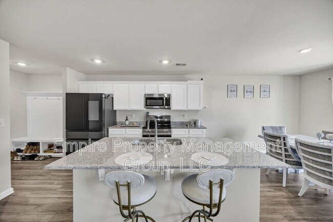 Building Photo - 706 Common Widgeon Wy