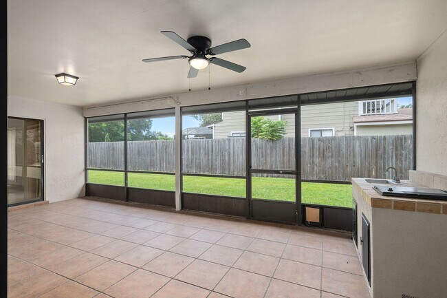 Building Photo - **Recently upgraded 4/2 pool home in Longw...