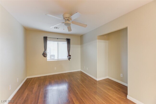 Building Photo - 8647 Majestic Vision Way