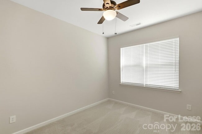 Building Photo - 615 Myrick Aly