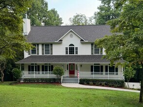 Building Photo - 126 Skiatook Way