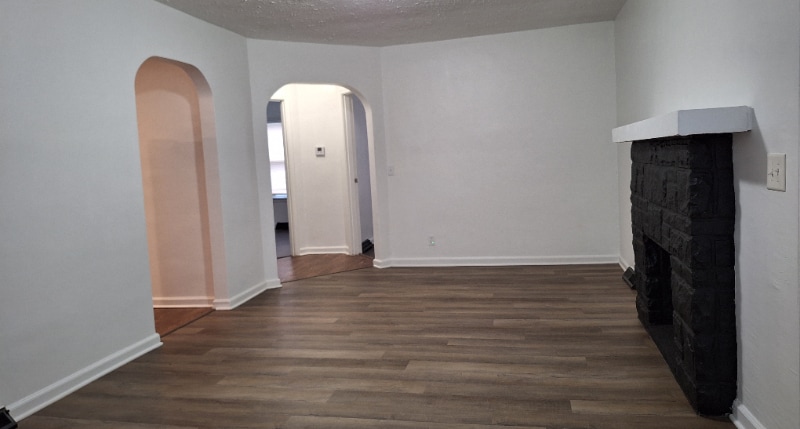 Building Photo - 179 N Sylvan Ave