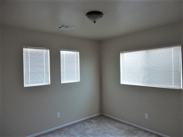 Building Photo - 41 Peachtree Hill Ave