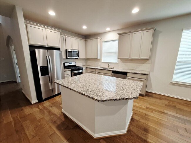 Building Photo - 5900 Bucine Cv