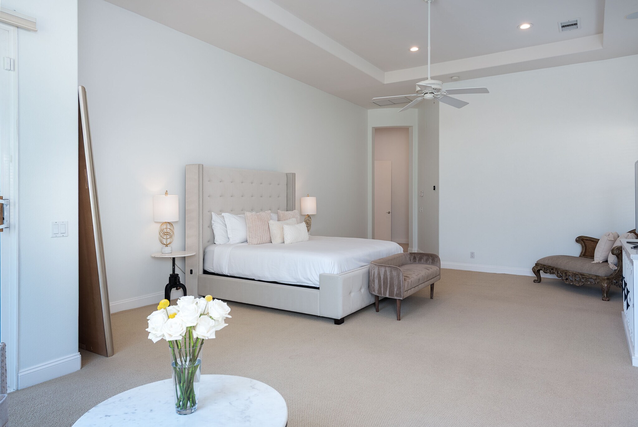 Building Photo - 45 Vista Encantada