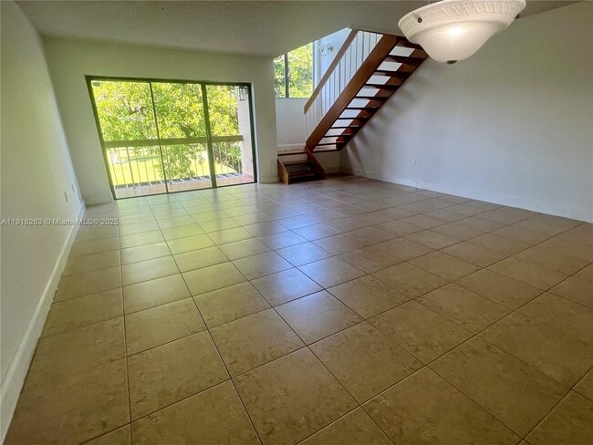 Primary Photo - 9961 NW 9th St Cir