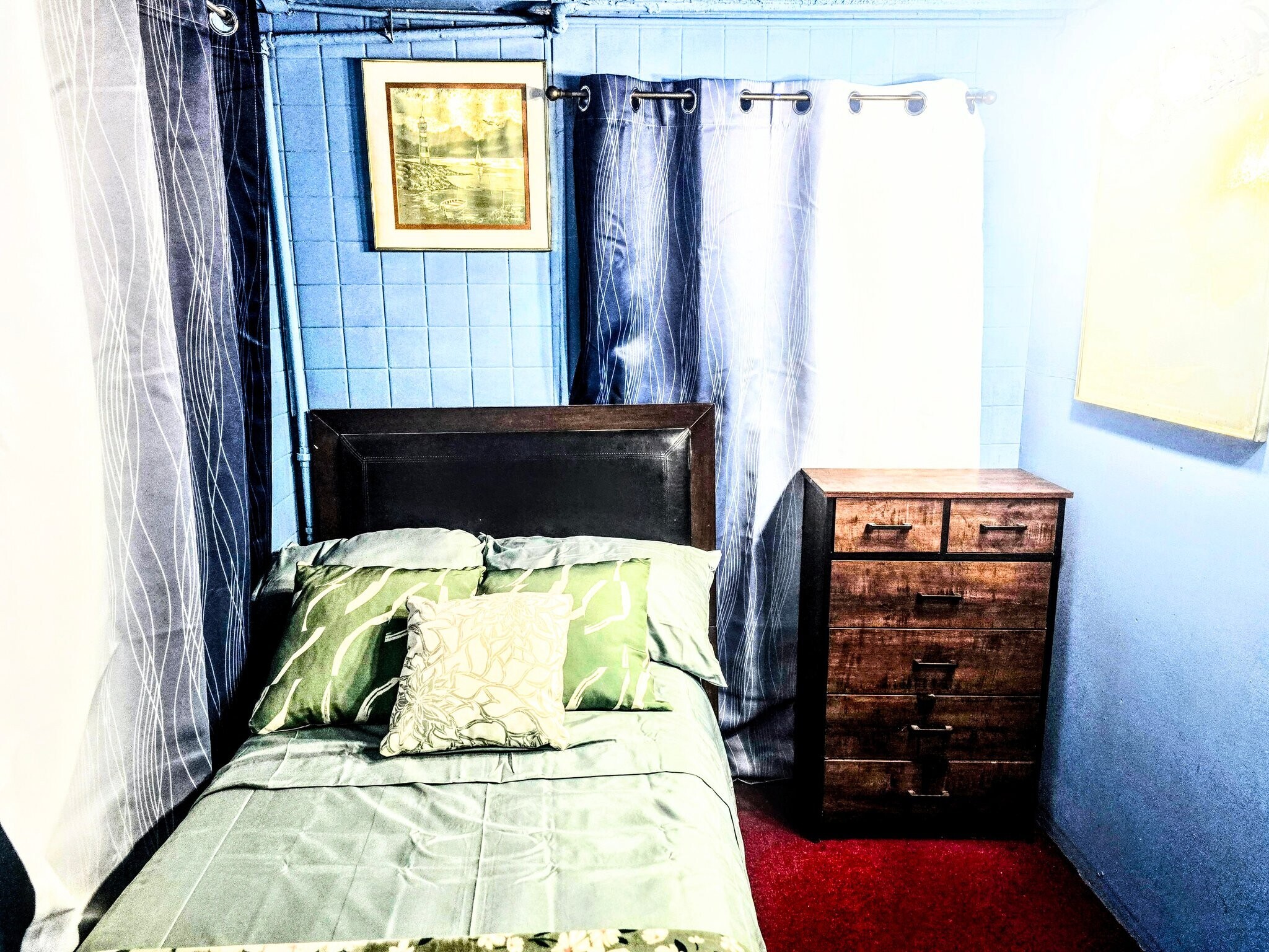 Building Photo - 913 Franklin Ave