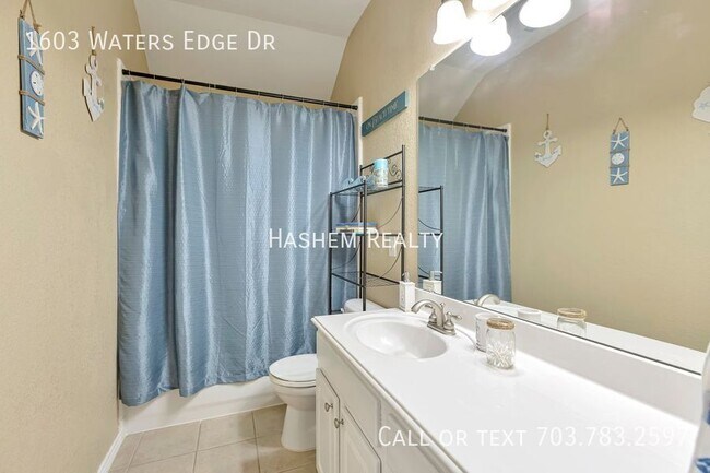 Building Photo - 1603 Waters Edge Dr