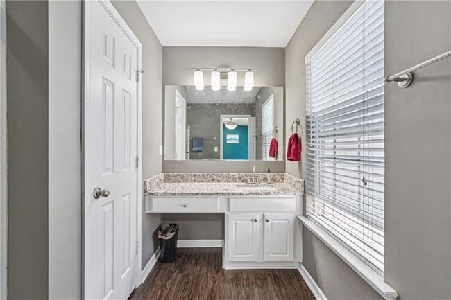 Building Photo - 545 Windstone Trail