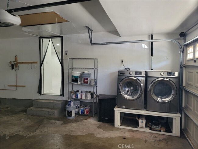 Building Photo - 14935 Nora Pl