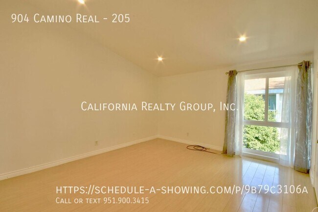 Building Photo - 904 Camino Real