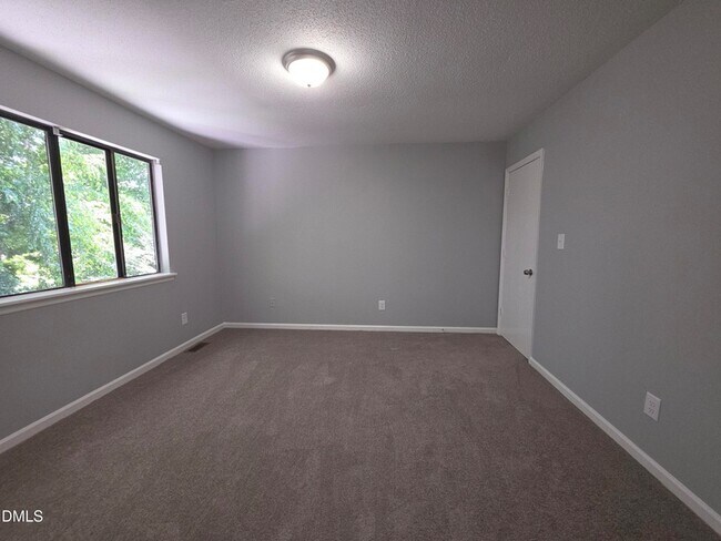 Building Photo - 5893 Shady Grove Cir