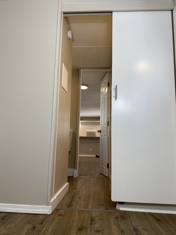 Building Photo - 33480 Beverly Dr