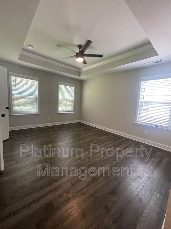 Building Photo - 1631 Venture Pt Wy
