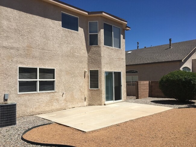 Building Photo - Northern Meadows - 3BR 2 Story - LOFT