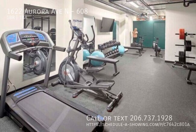 Building Photo - 1622 Aurora Ave N