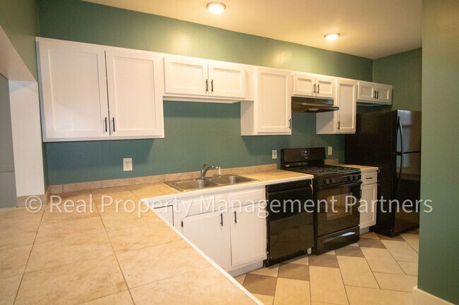 Building Photo - Baraga Duplex