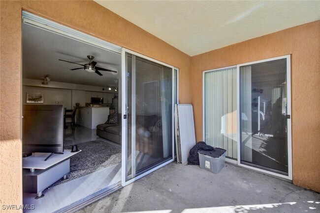 Building Photo - 1830 Florida Club Cir