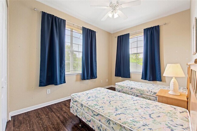 Building Photo - 206 Terrace Ridge Cir