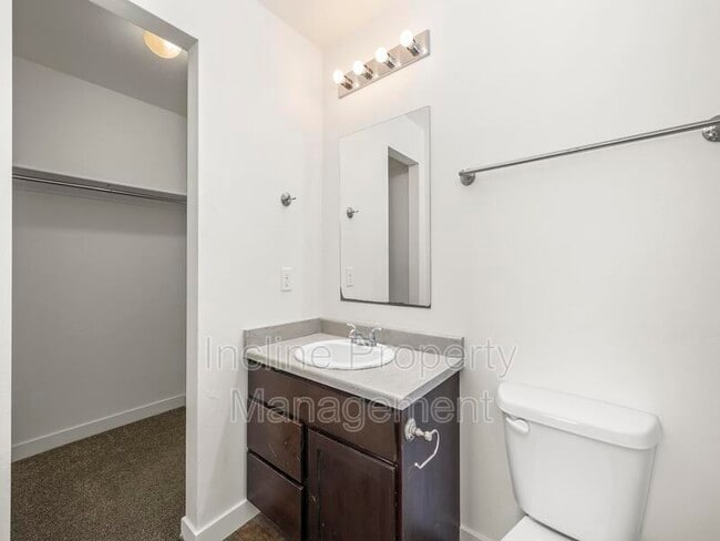 Building Photo - 178 E 630 N