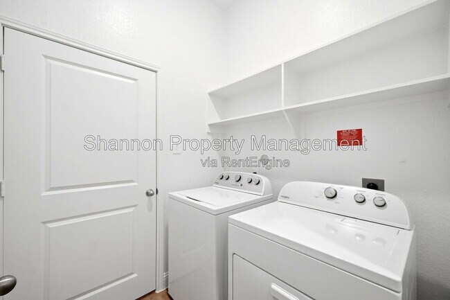 Building Photo - 7631 Cattail Shallows Ln