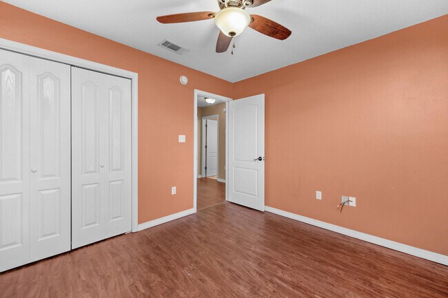 Building Photo - 5920 Ashton Woods Cir