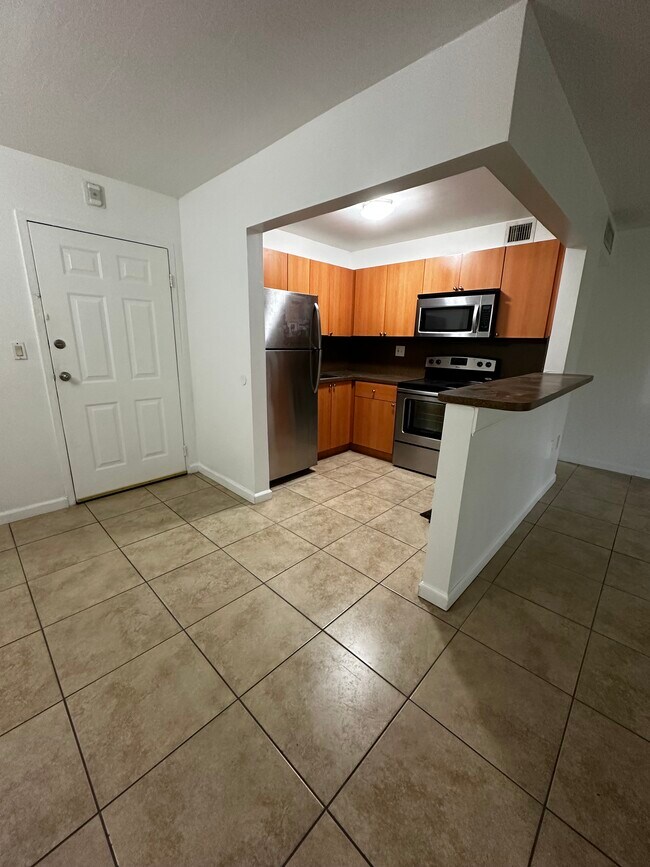 Building Photo - 9445 SW 76th St