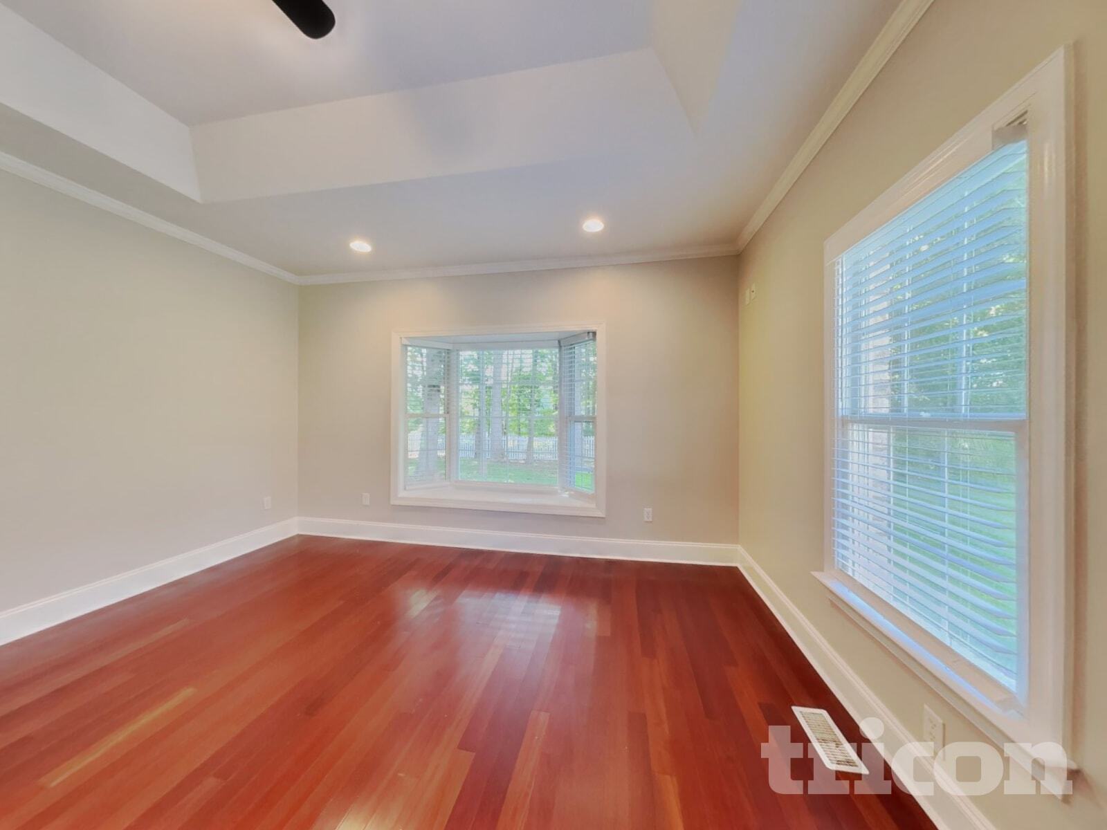 Building Photo - 1585 Deer Run Ct