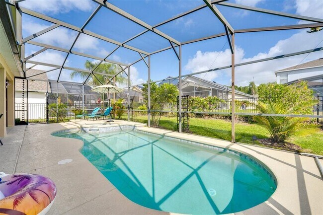 Building Photo - 441 Balmoral Dr
