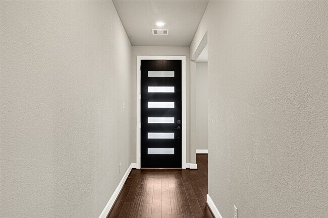 Building Photo - 8458 Harrington Grv Trl