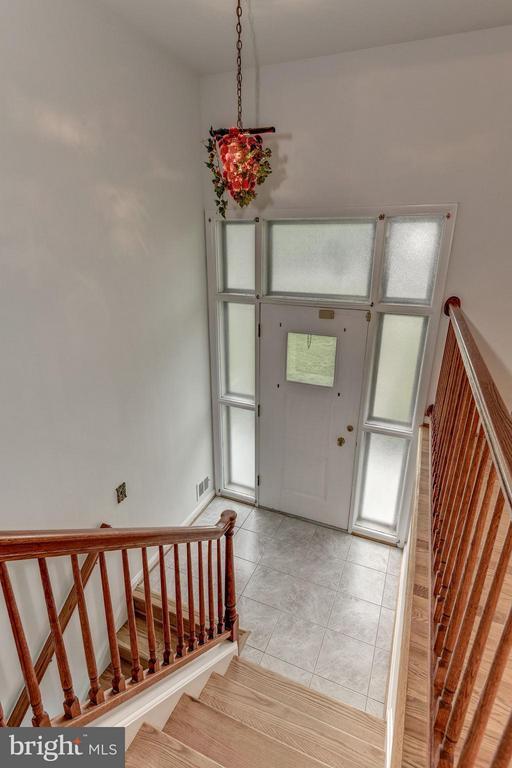 Building Photo - 335 N Madison St