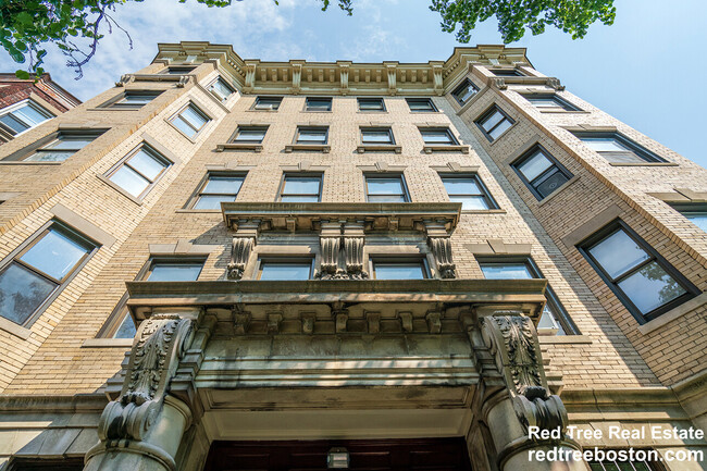 Building Photo - 11 Queensberry St