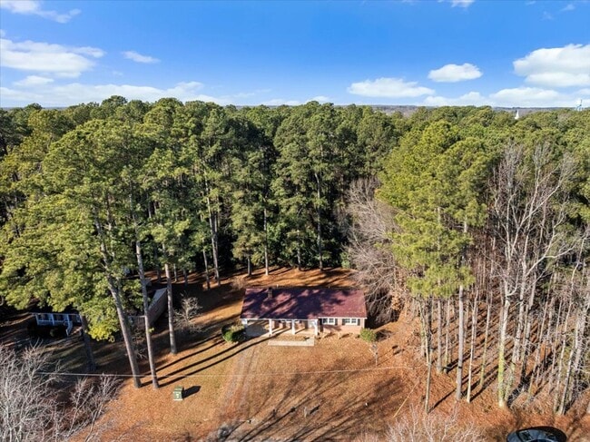 Building Photo - Lovely 3 Bedroom / 2 Bathroom Renovated Ranch Home for Rent
