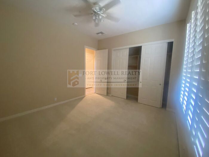 Building Photo - 31108 N 72nd Pl