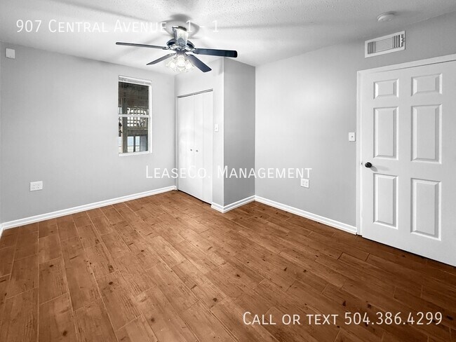 Building Photo - 907 Central Ave