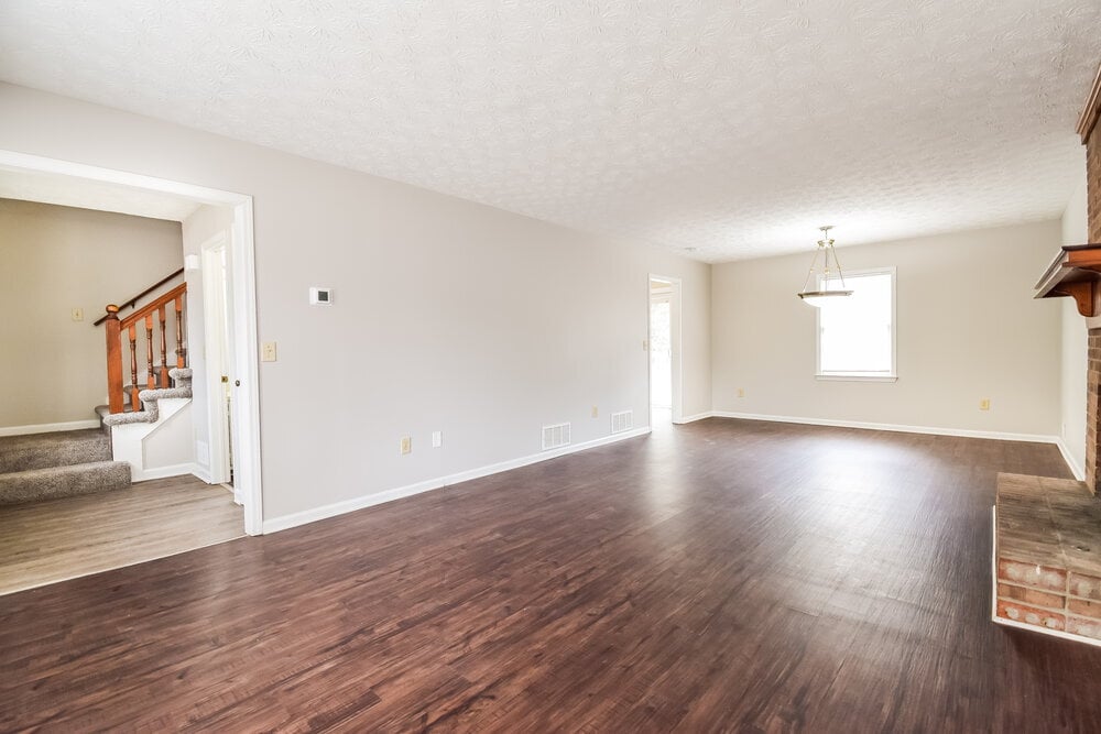 Building Photo - 1308 Autumn Hill Ln