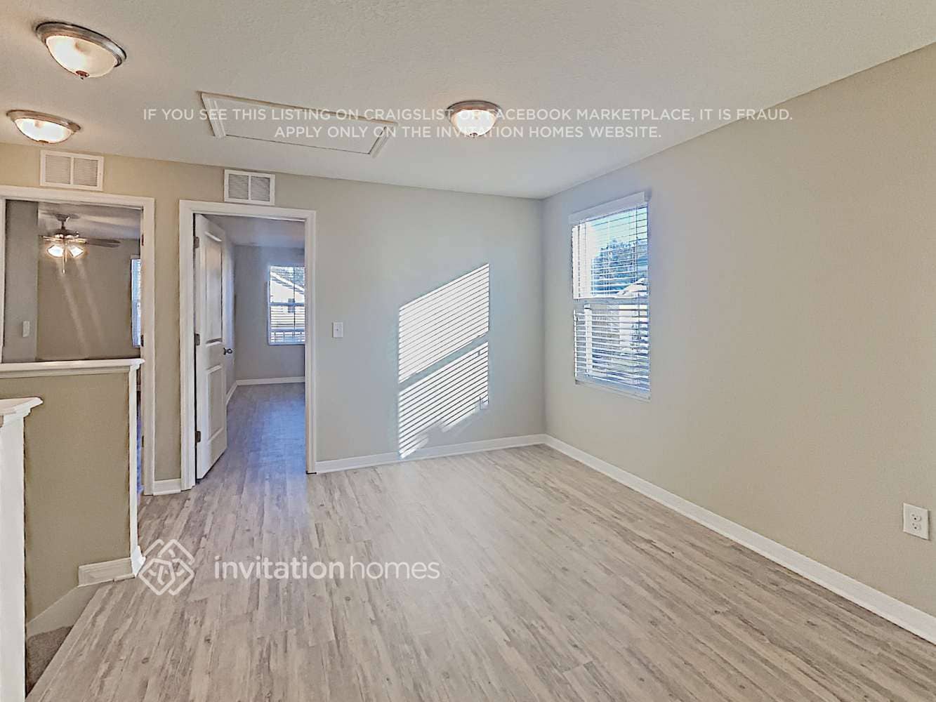 Building Photo - 5004 San Palermo Dr