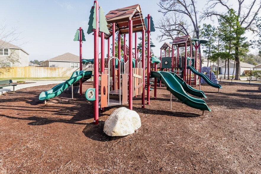 Building Photo - 26701 Frost Dr