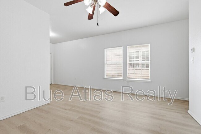Building Photo - 908 Drexel St