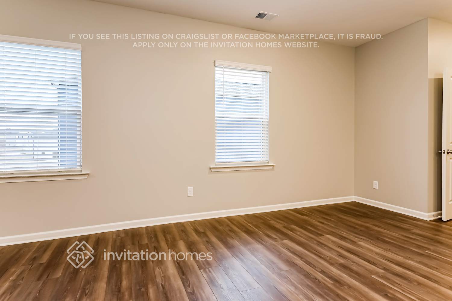 Building Photo - 617 Friesland Dr