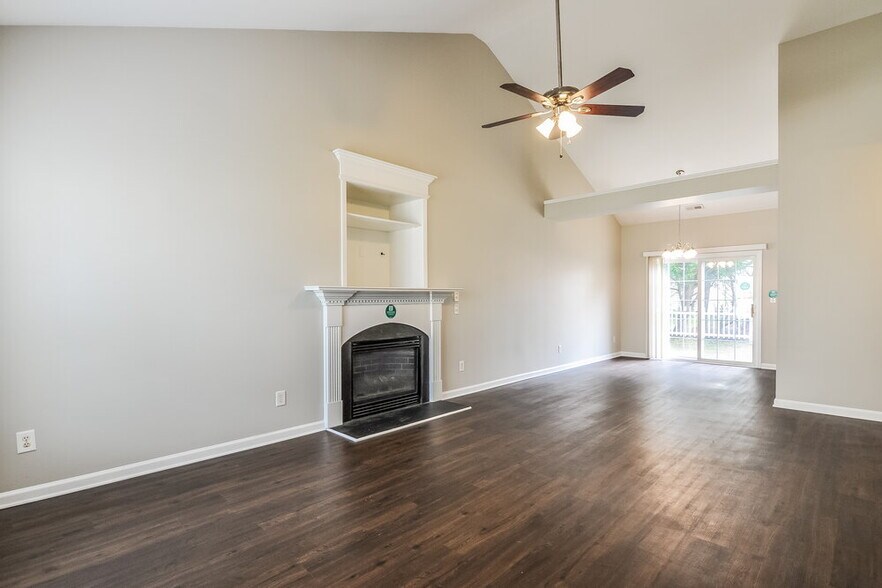 Building Photo - 2716 Lead Crystal Ct