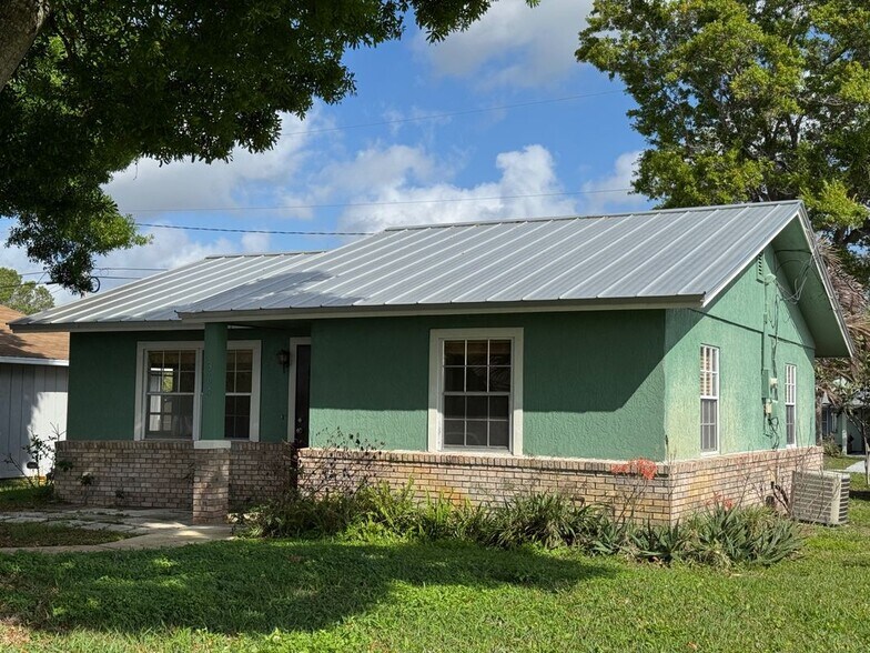 Building Photo - 364 16th St SW