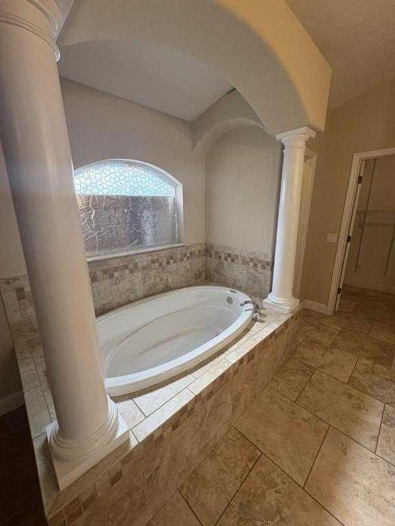 Building Photo - 6117 Whimbrelwood Dr