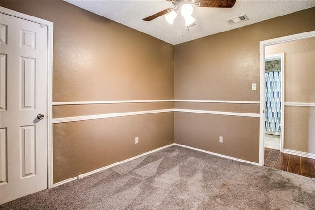 Building Photo - Beautiful Three Bedroom Home in Fort Worth!