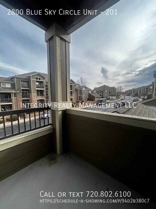 Building Photo - 2800 Blue Sky Cir