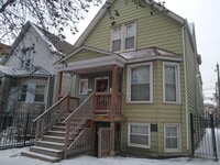 Building Photo - Nice Newly Remodeled 2Br, 1Bth, 2nd Floor -parking included