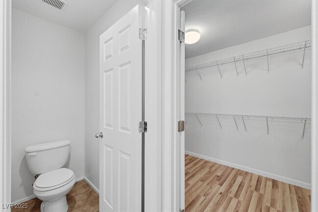 Building Photo - 10647 Bandera Mountain Ln