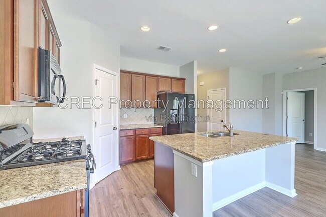 Building Photo - 9657 Spencer Woods Rd