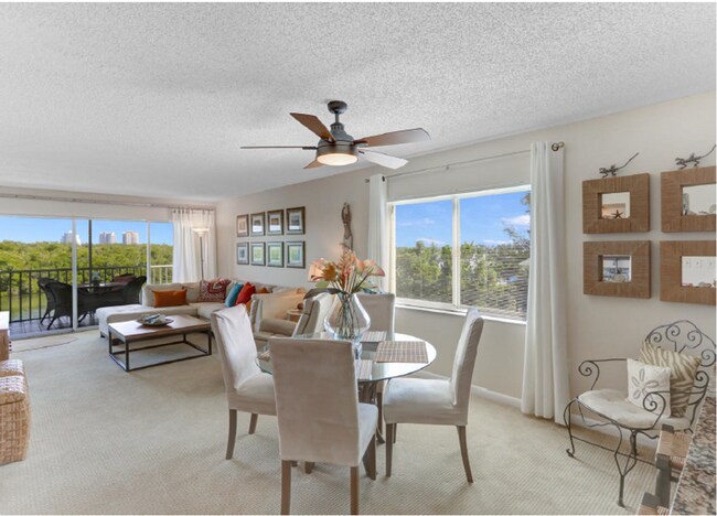 Building Photo - Beachwood on the bay condo