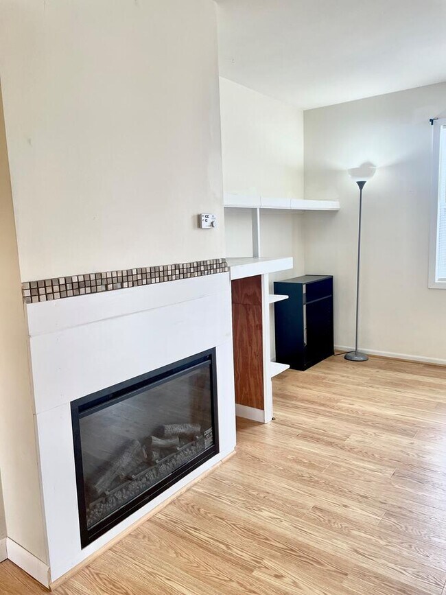 Building Photo - 7141 Margarets Ln